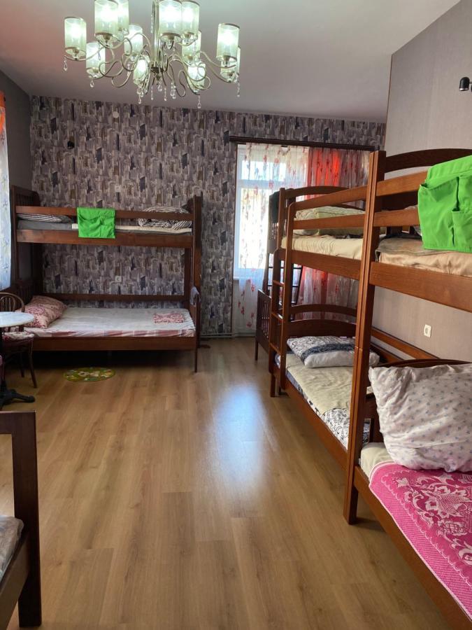 Centre Hostel Mukatjevo Eksteriør billede