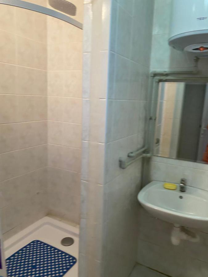 Centre Hostel Mukatjevo Eksteriør billede